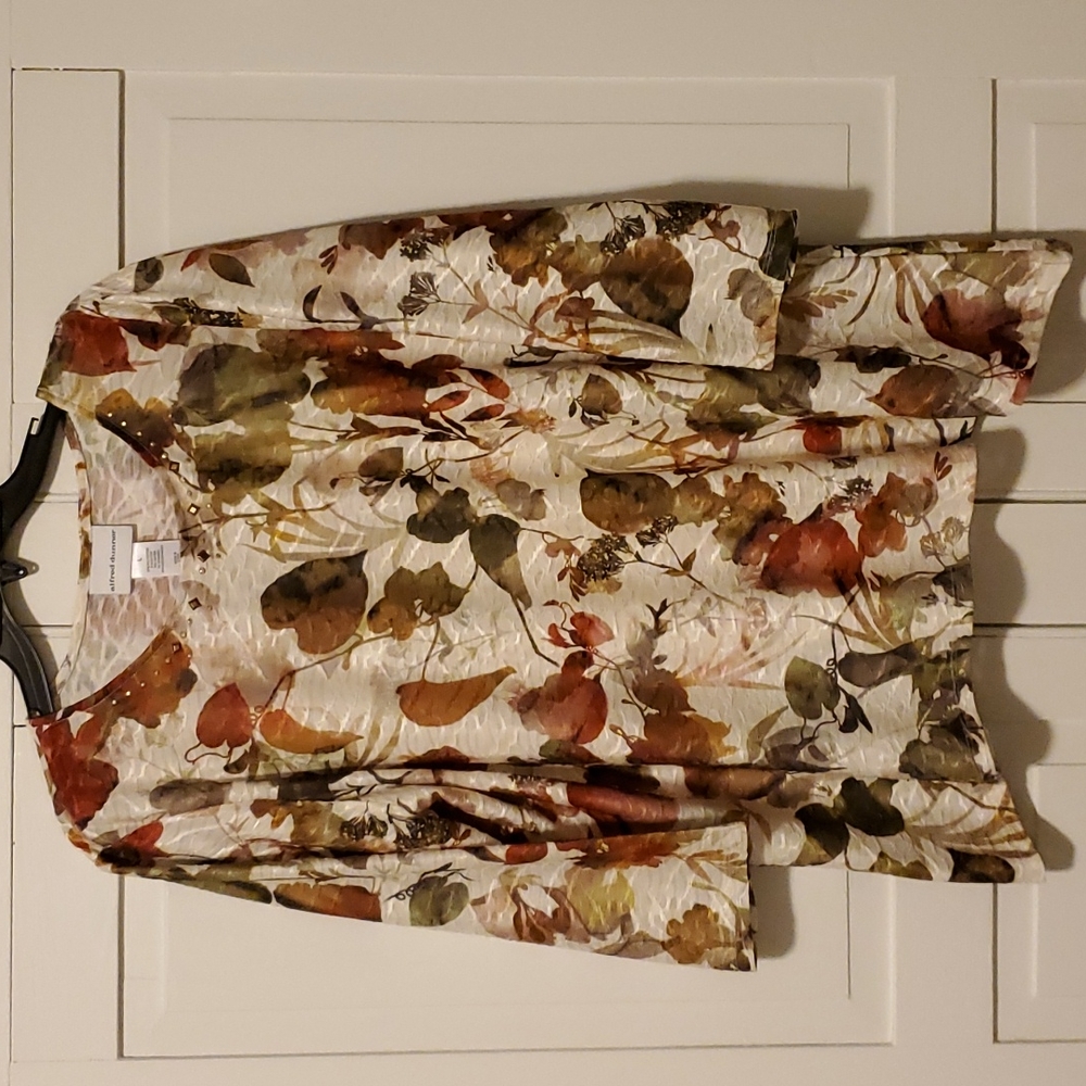 ALfred Dunner Top